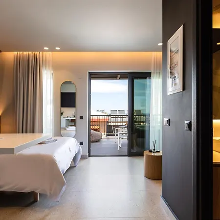 Aparthotel Porta *