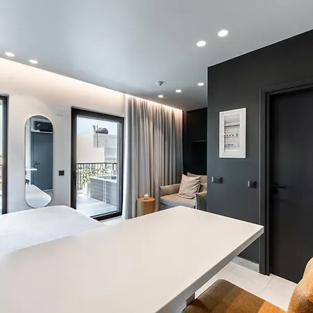 Porta Aparthotel